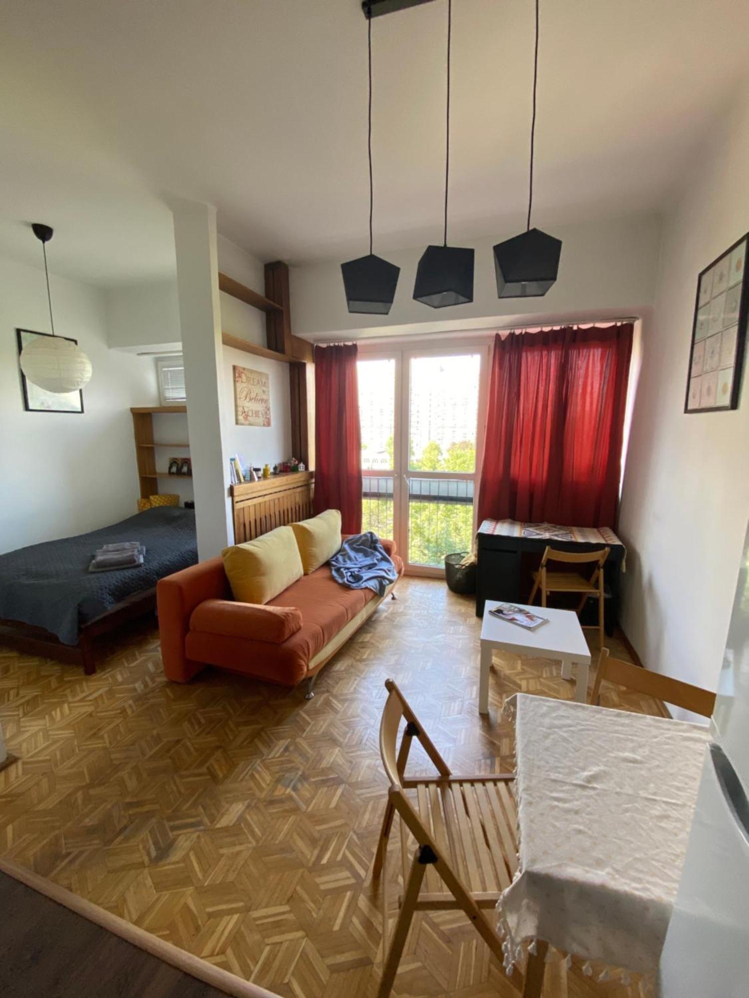 Ohmyhome - Sunny Apartment In City Center วอร์ซอ ภายนอก รูปภาพ